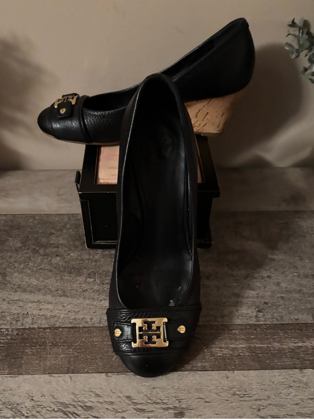 TORY BURCH Black Leather Wedge Pumps WITH CORK HEEL SIZE 7